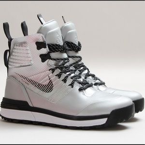 Men’s 10 1/2 Nike Lunar Terra Arktos NIKE ACG